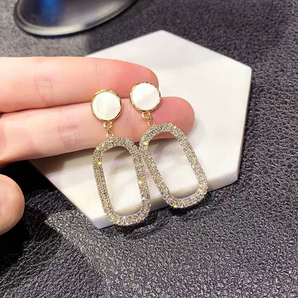 Earrings - Picture 2 of 5